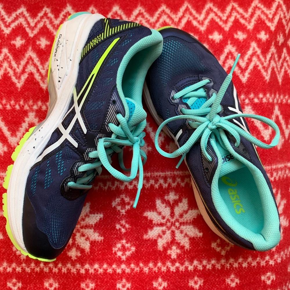 ASICS Women’s GT-1000 6 Running Shoes